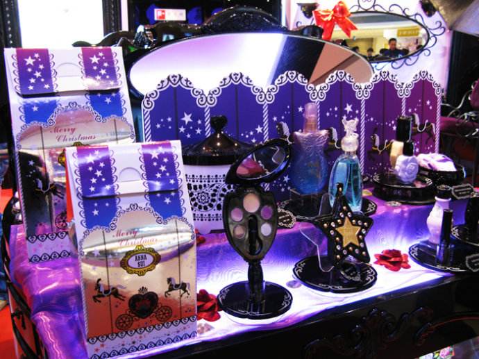 安娜苏 (anna sui)