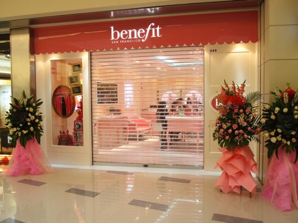 贝玲妃(benefit)