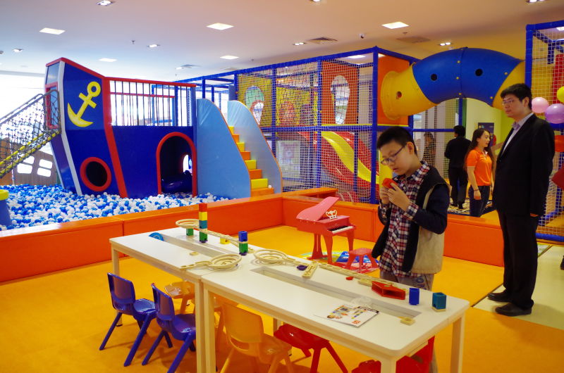 熊孩子梦工厂 (naughty kids dream space)