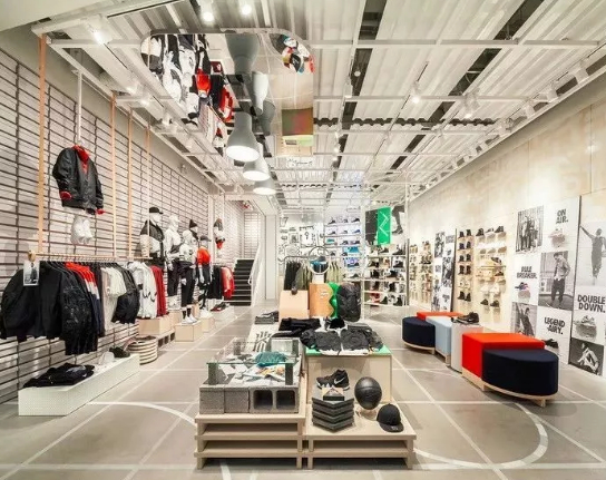 nike kicks lounge online