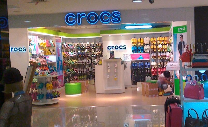 卡骆驰 (crocs)