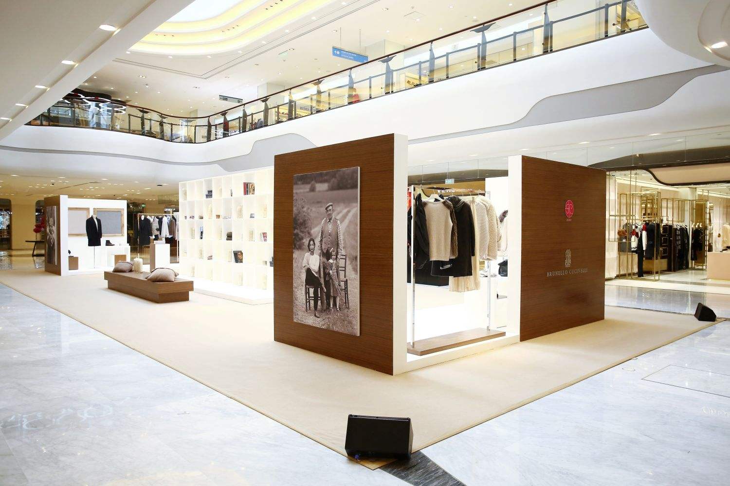 赢商大数据_brunello cucinelli_简介_电话_门店分布_选址标准_开店