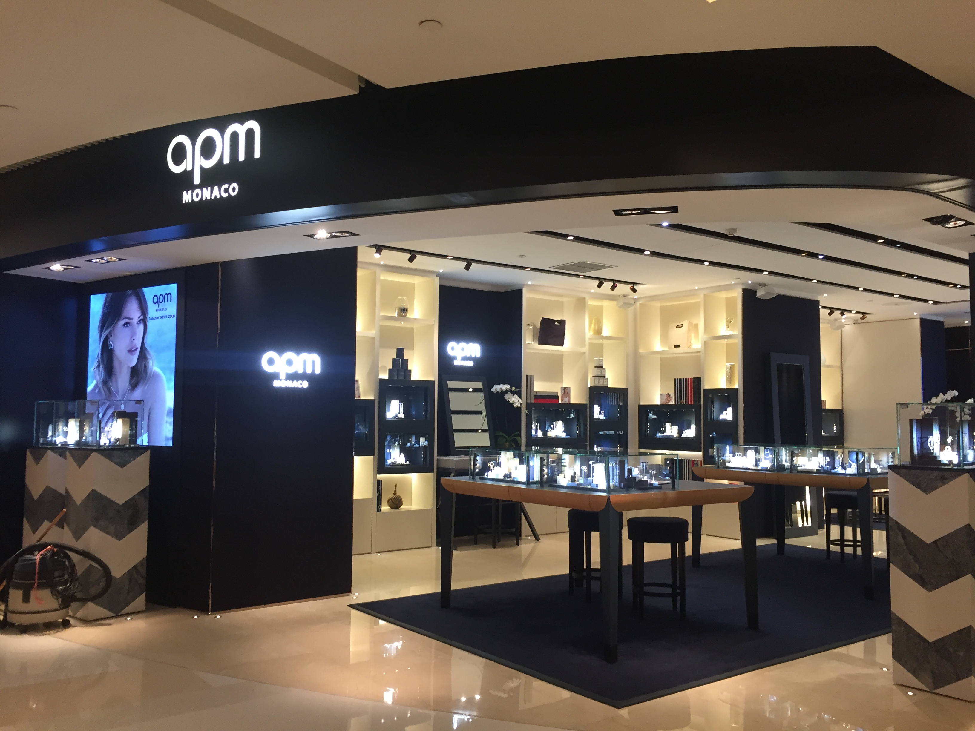 apm monaco