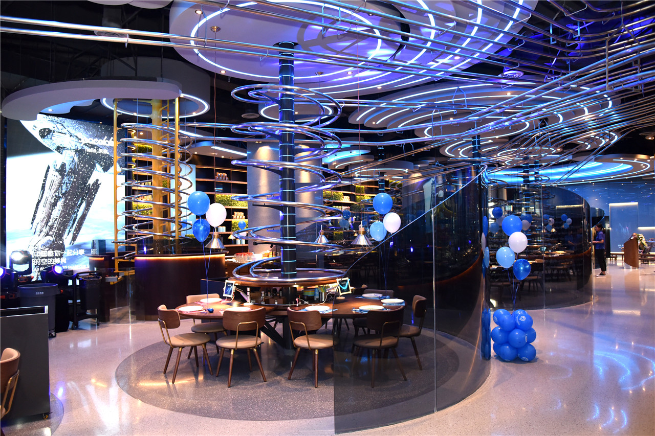 失重餐厅 (spacelab)