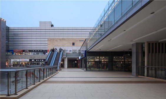 上海曹路宝龙城市广场